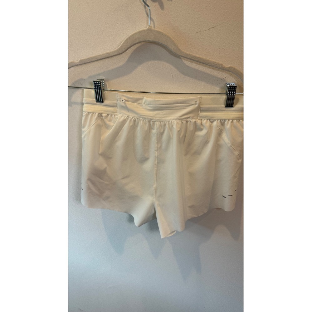 Nike AeroSwift Womens Running Shorts White HQ0638-133 Size Small NWT - Picture 7 of 9